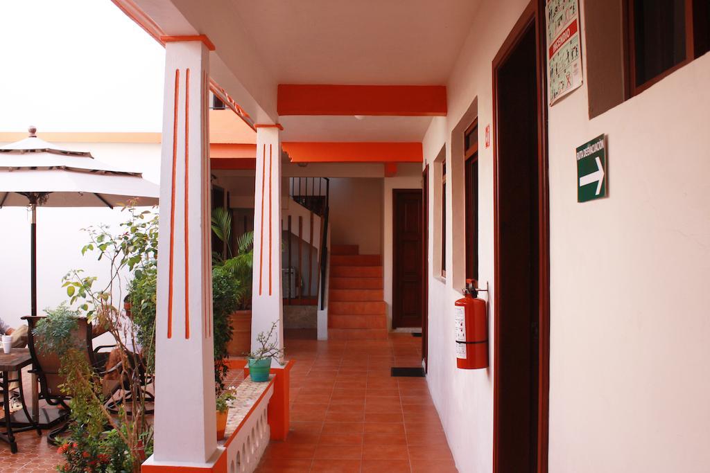 Hotel Dona Juana Tlacotalpan Exteriör bild